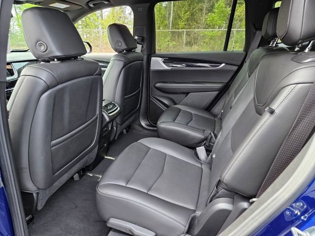 2025 Cadillac XT6 Premium Luxury - Photo 10