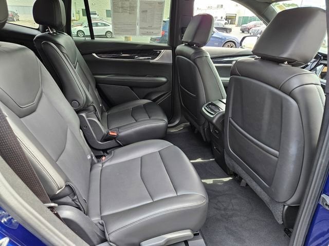 2025 Cadillac XT6 Premium Luxury - Photo 19