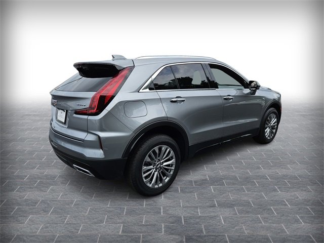 2024 Cadillac XT4 Premium Luxury photo 4