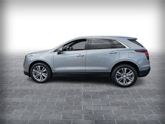 2025 Cadillac XT5 Premium Luxury photo 2