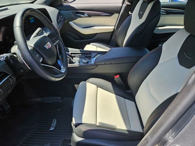 2025 Cadillac CT5 Sport - Photo 7