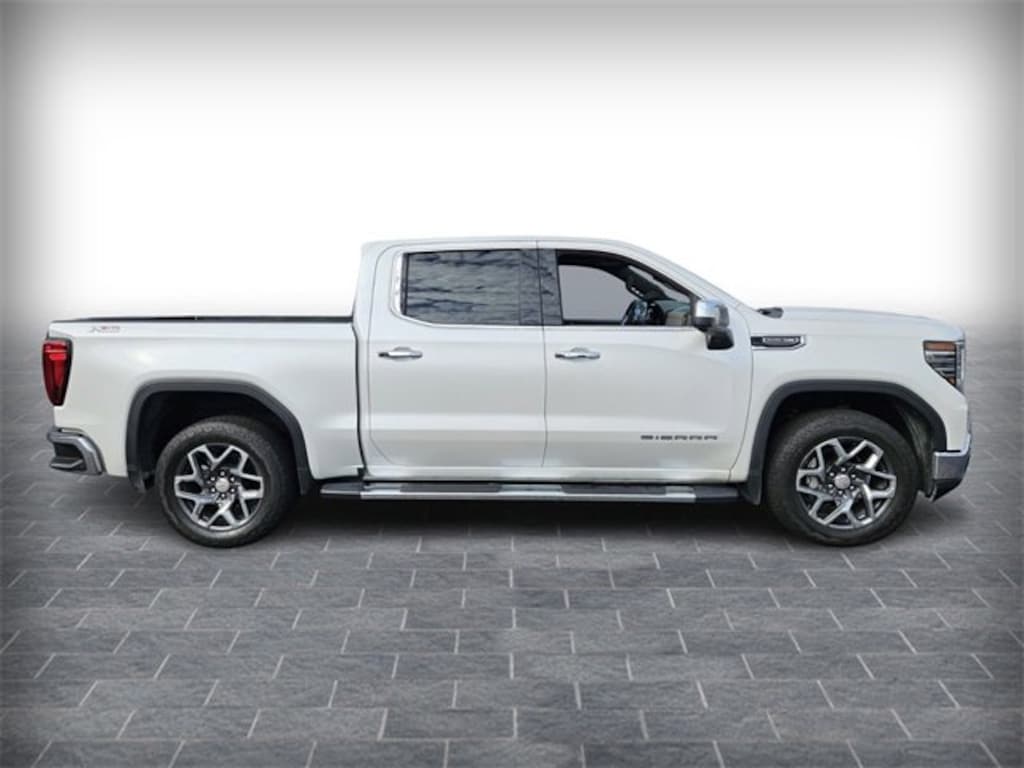 Used 2024 GMC Sierra 1500 SLT Truck