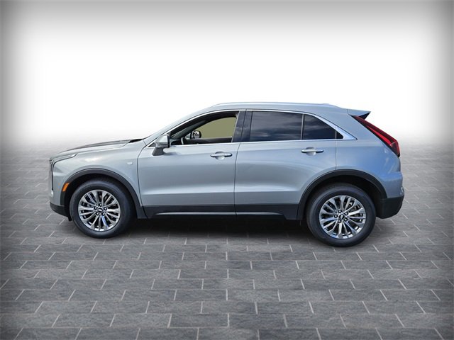 2025 Cadillac XT4 Premium Luxury photo 2