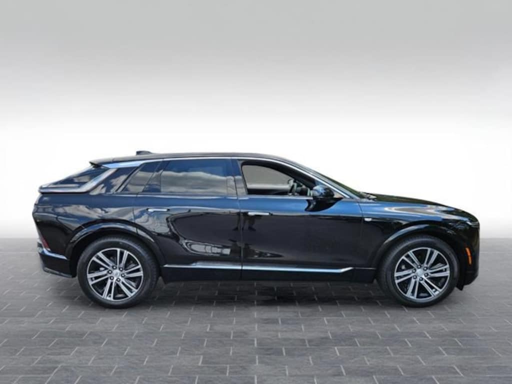 Used 2025 CADILLAC LYRIQ Luxury 1 SUV