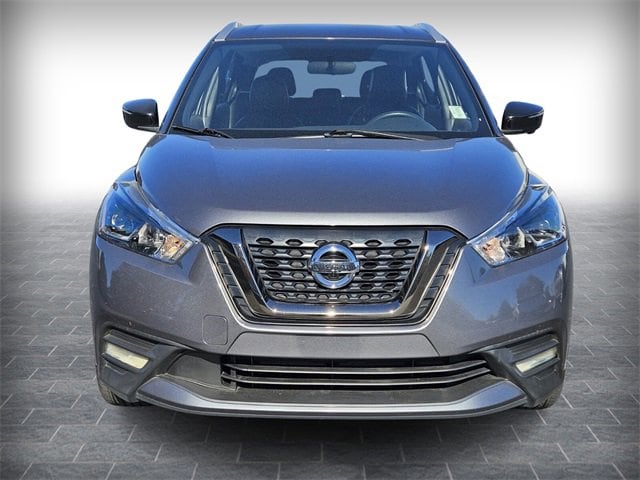 Used 2019 Nissan Kicks SR with VIN 3N1CP5CU2KL569431 for sale in Fayetteville, NC