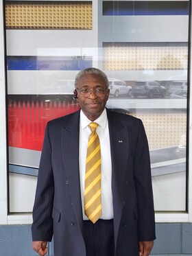 Staff member CURTIS CARRIEL from 55ca6c5d5864