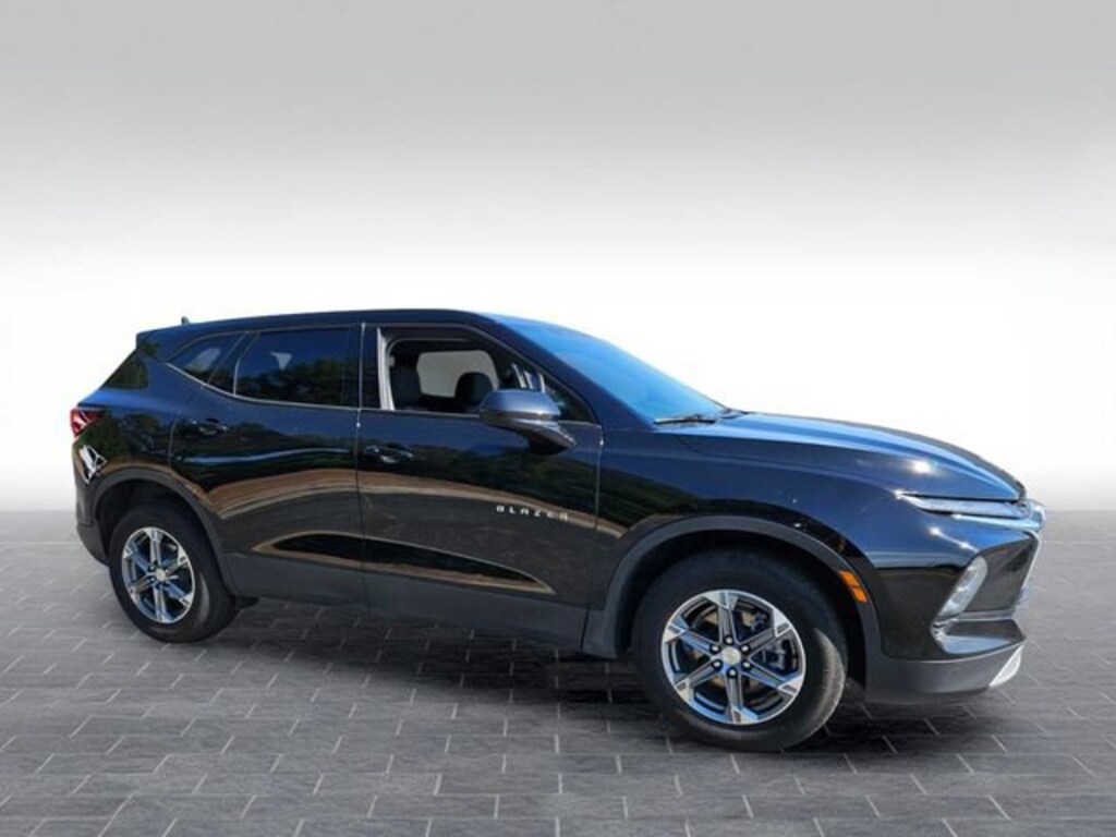 Used 2023 Chevrolet Blazer 2LT SUV