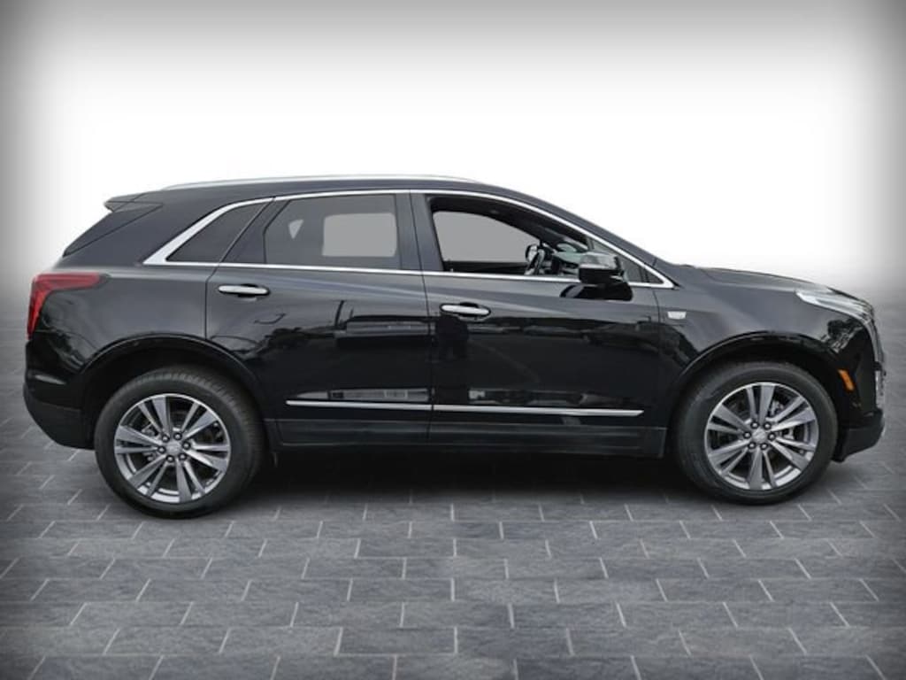 Certified 2025 CADILLAC XT5 Premium Luxury SUV