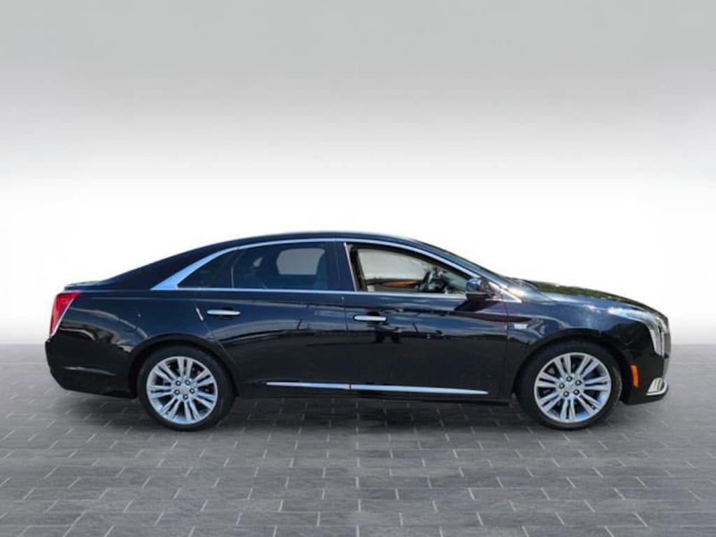 Used 2019 CADILLAC XTS Luxury Car