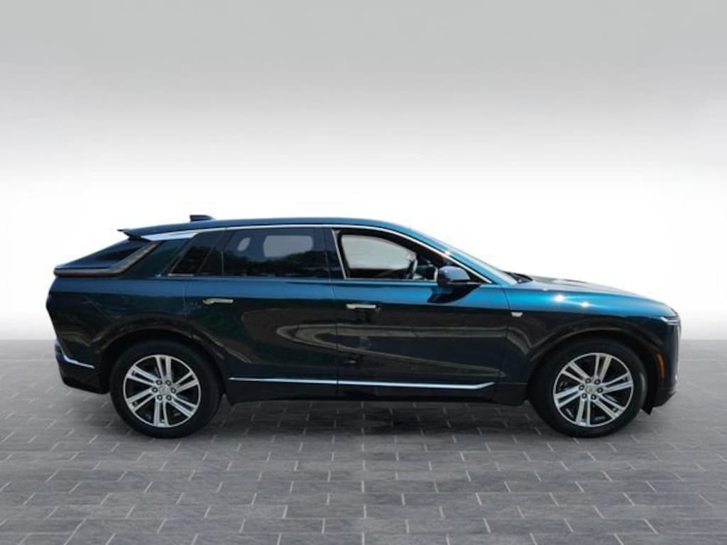 Used 2024 CADILLAC LYRIQ Tech SUV