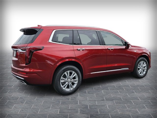 2025 Cadillac XT6 Luxury photo 2