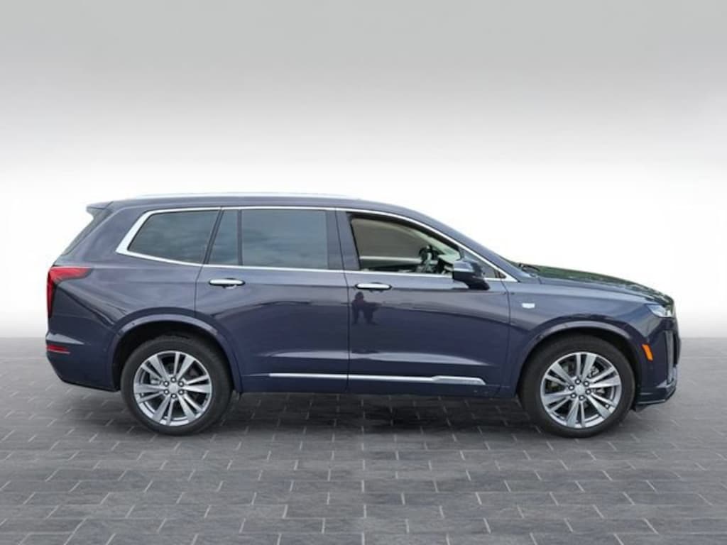 Used 2024 CADILLAC XT6 Premium Luxury SUV