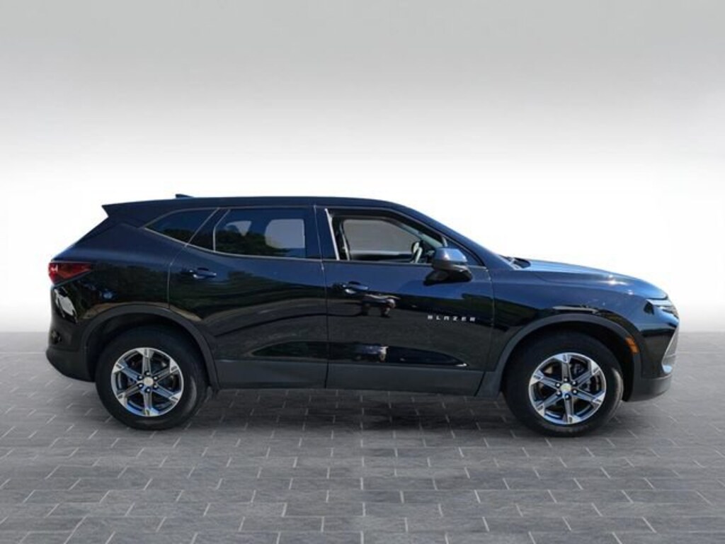 Used 2023 Chevrolet Blazer 2LT SUV