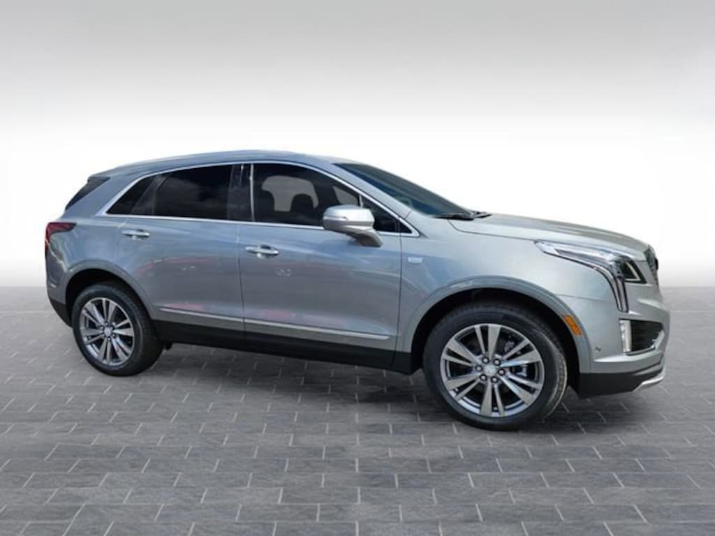 New 2026 CADILLAC XT5 Premium Luxury SUV
