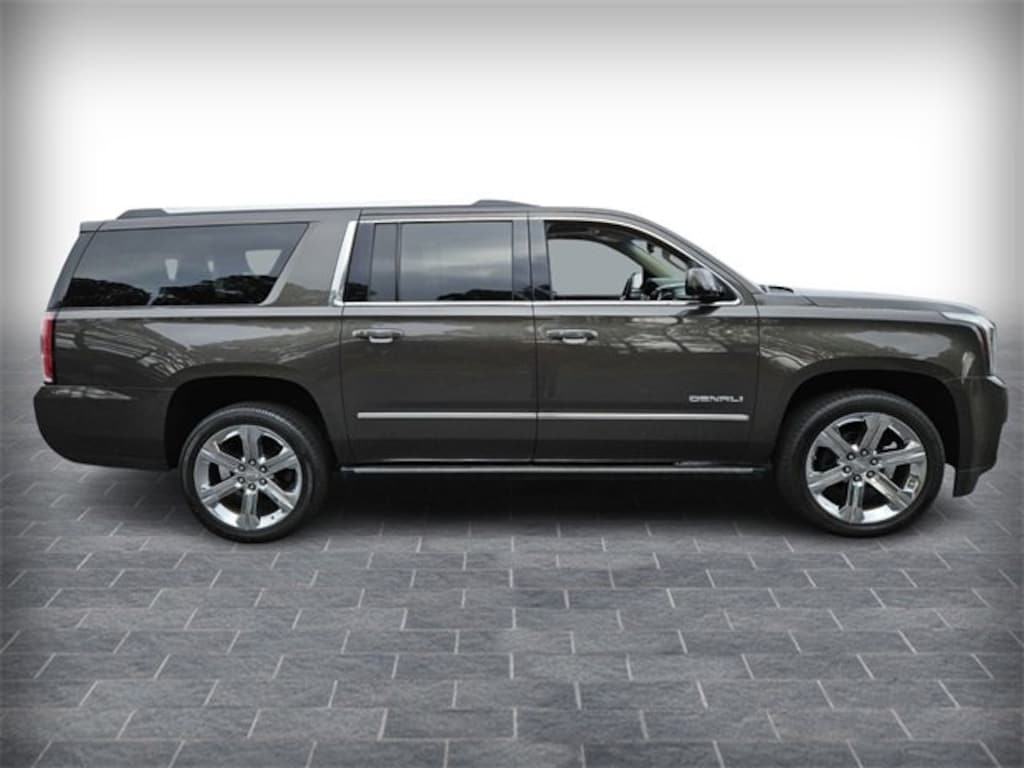 Used 2019 GMC Yukon XL Denali SUV
