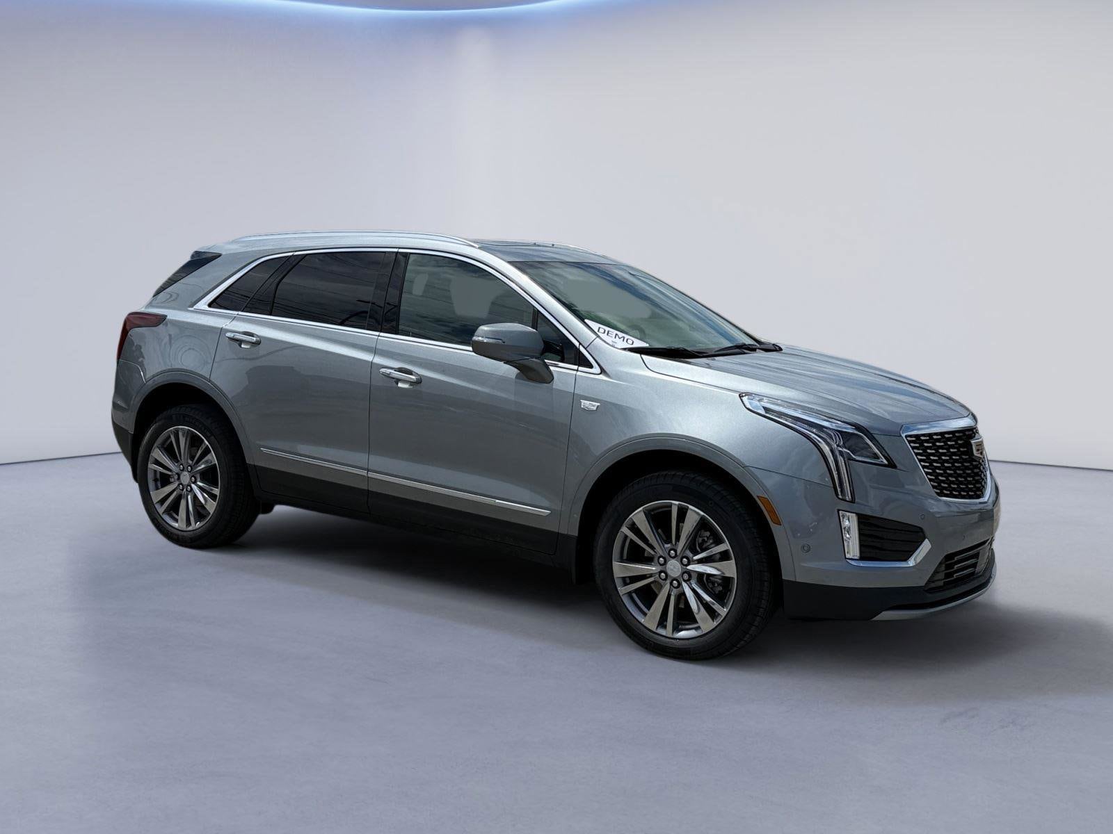 New 2026 CADILLAC XT5 Premium Luxury