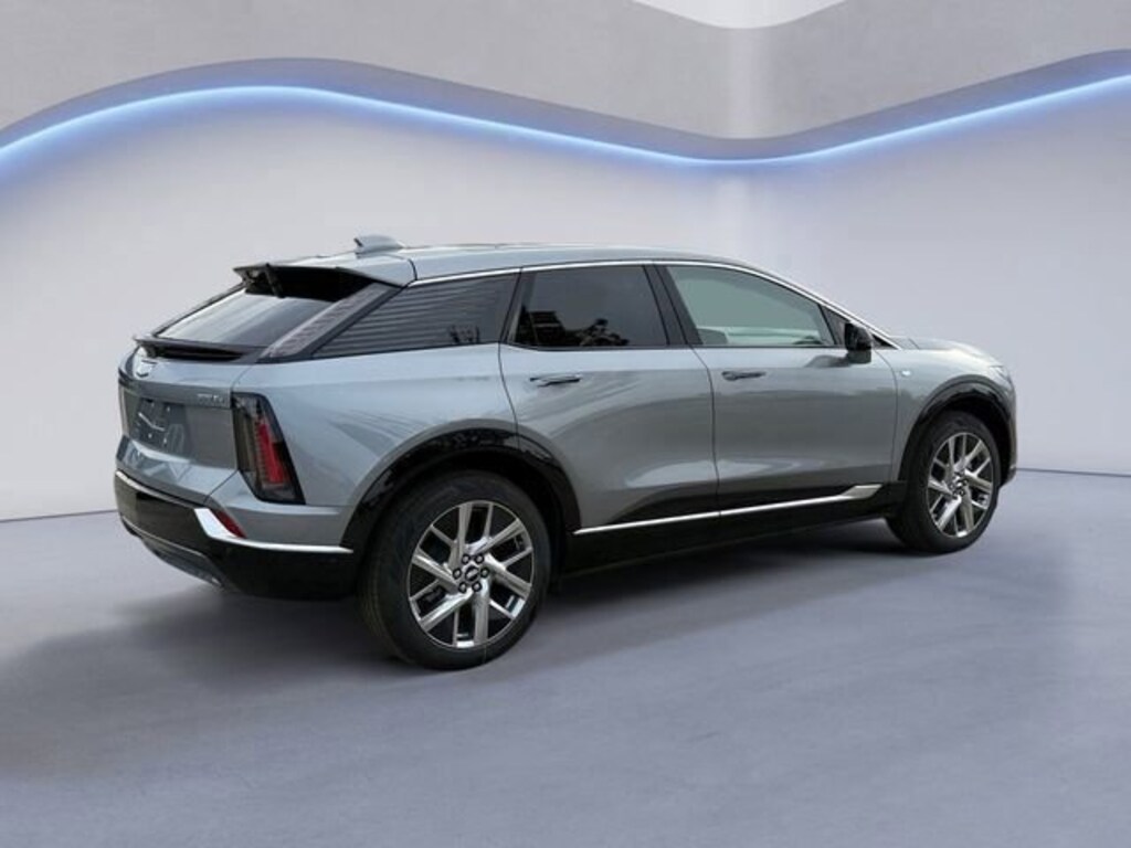 New 2025 CADILLAC OPTIQ Luxury w/1SC SUV