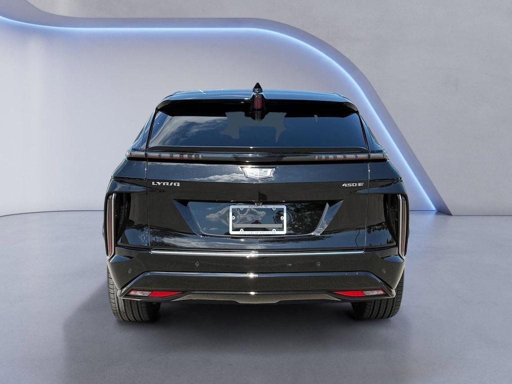 New 2026 CADILLAC LYRIQ Luxury SUV
