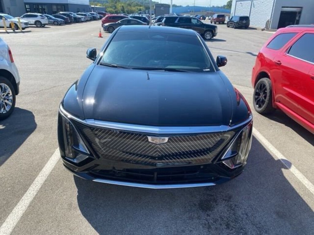 Used 2023 Cadillac LYRIQ Luxury SUV