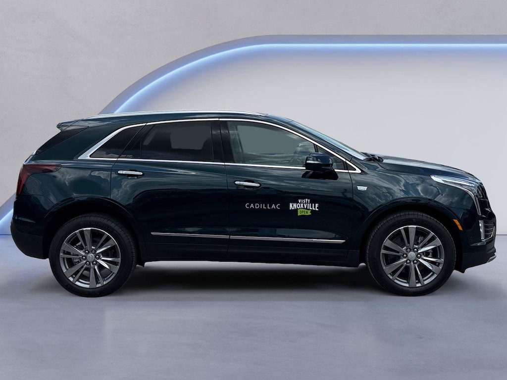 New 2026 CADILLAC XT5 Premium Luxury SUV
