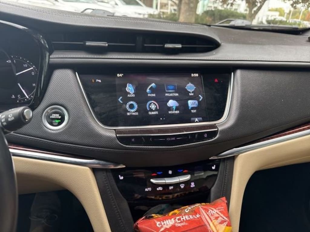 Used 2017 Cadillac XT5 Luxury SUV