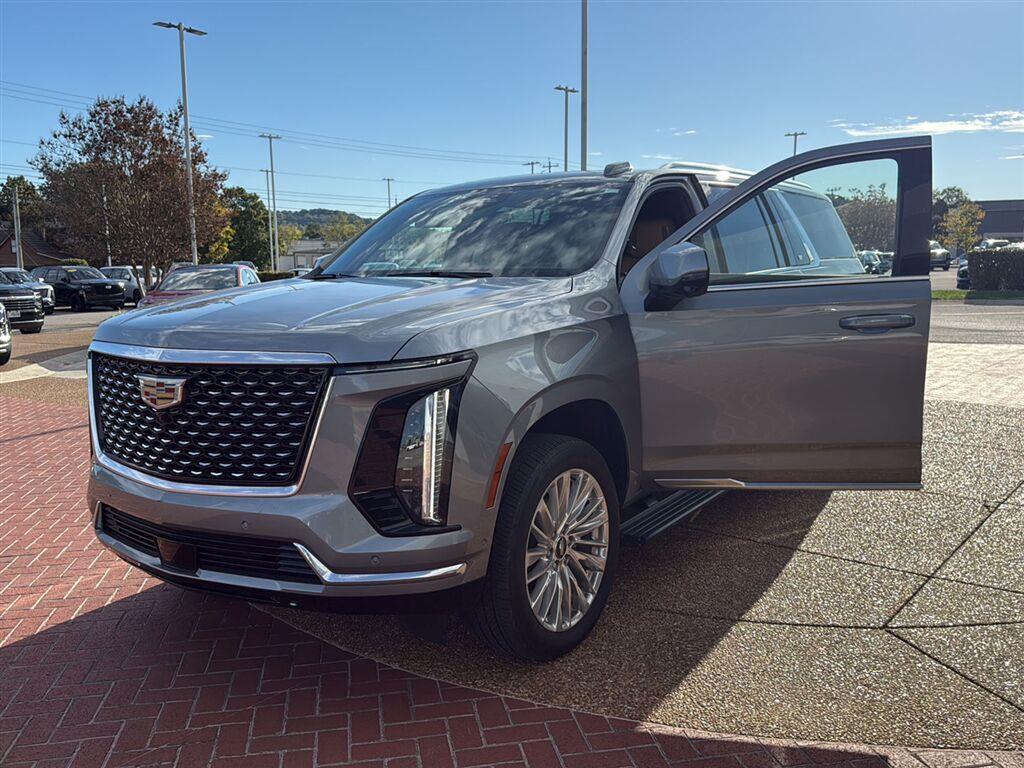 Used 2025 Cadillac Escalade ESV 4WD Premium Luxury SUV