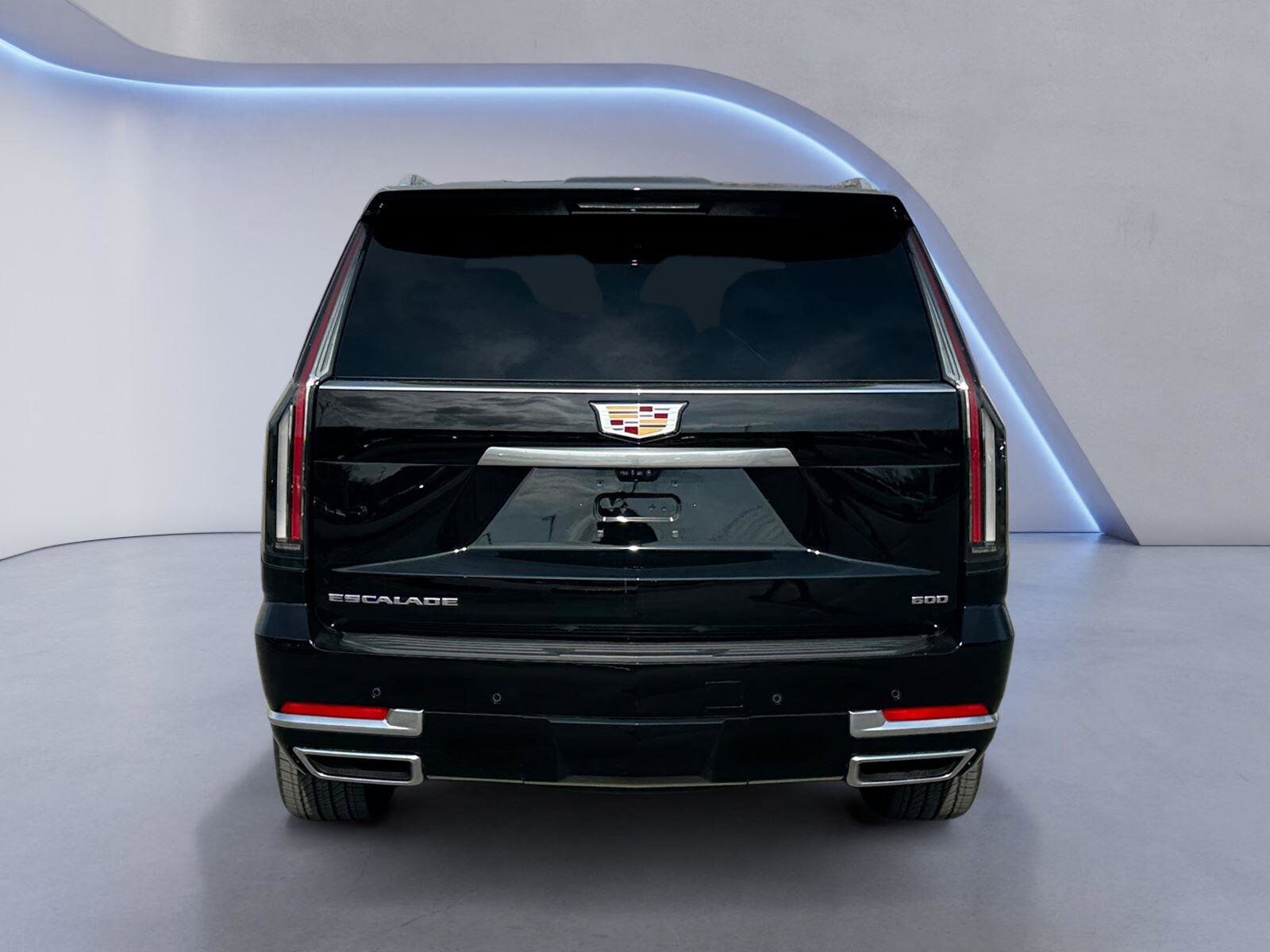 2025 Cadillac Escalade Premium Luxury photo 4