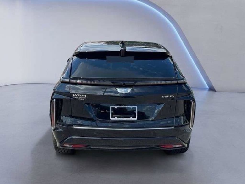 New 2025 CADILLAC LYRIQ Luxury w/1SD SUV