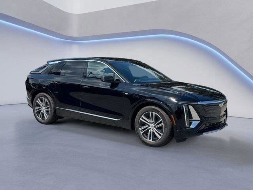 New 2025 CADILLAC LYRIQ Luxury w/1SD SUV