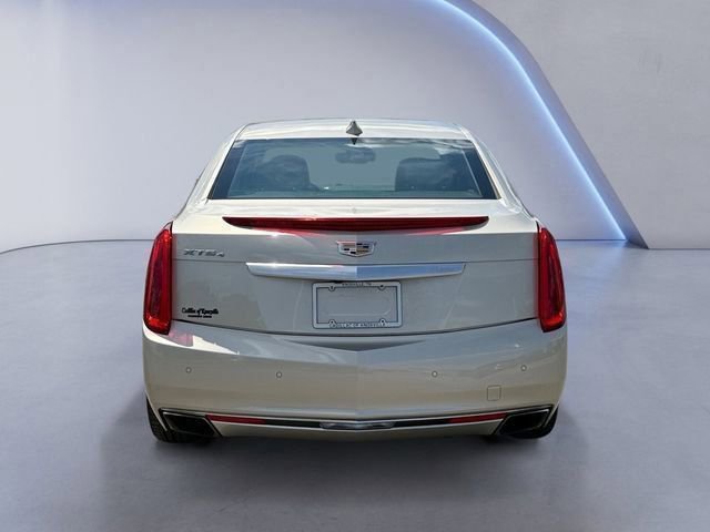 2016 Cadillac XTS Luxury photo 4