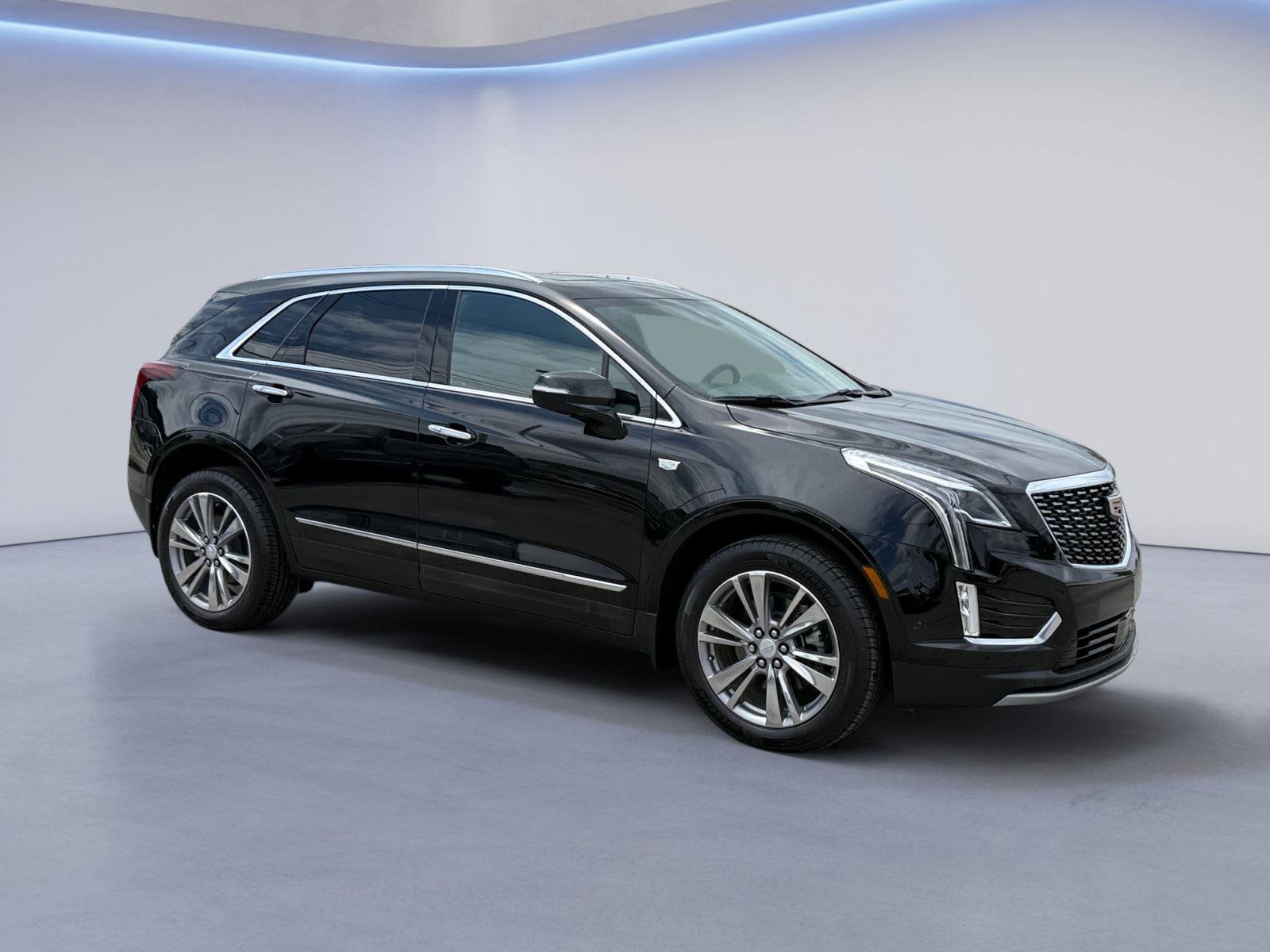 New 2026 CADILLAC XT5 Premium Luxury