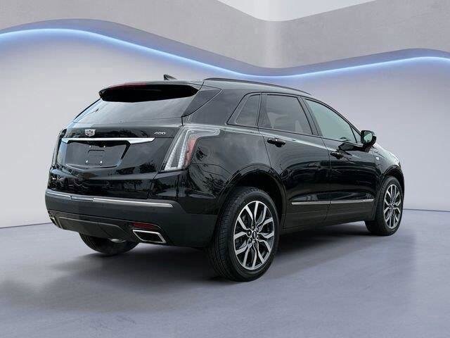 2021 Cadillac XT5 Sport photo 3