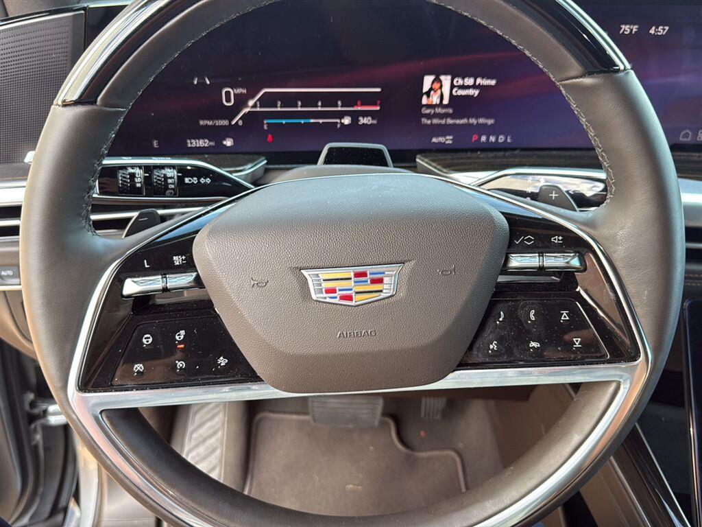 Used 2025 Cadillac Escalade ESV 4WD Premium Luxury SUV