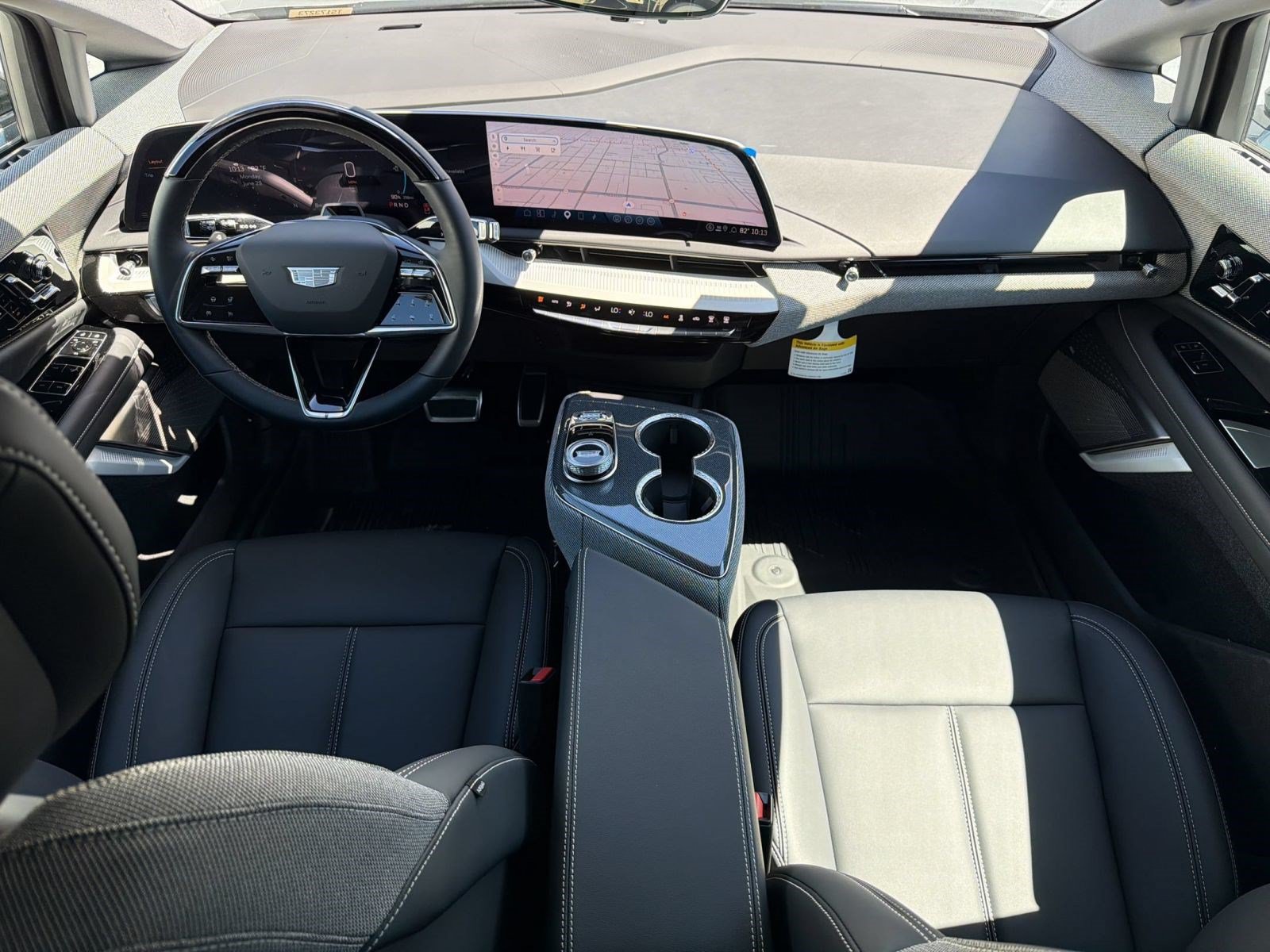 2026 Cadillac OPTIQ Luxury - Photo 14