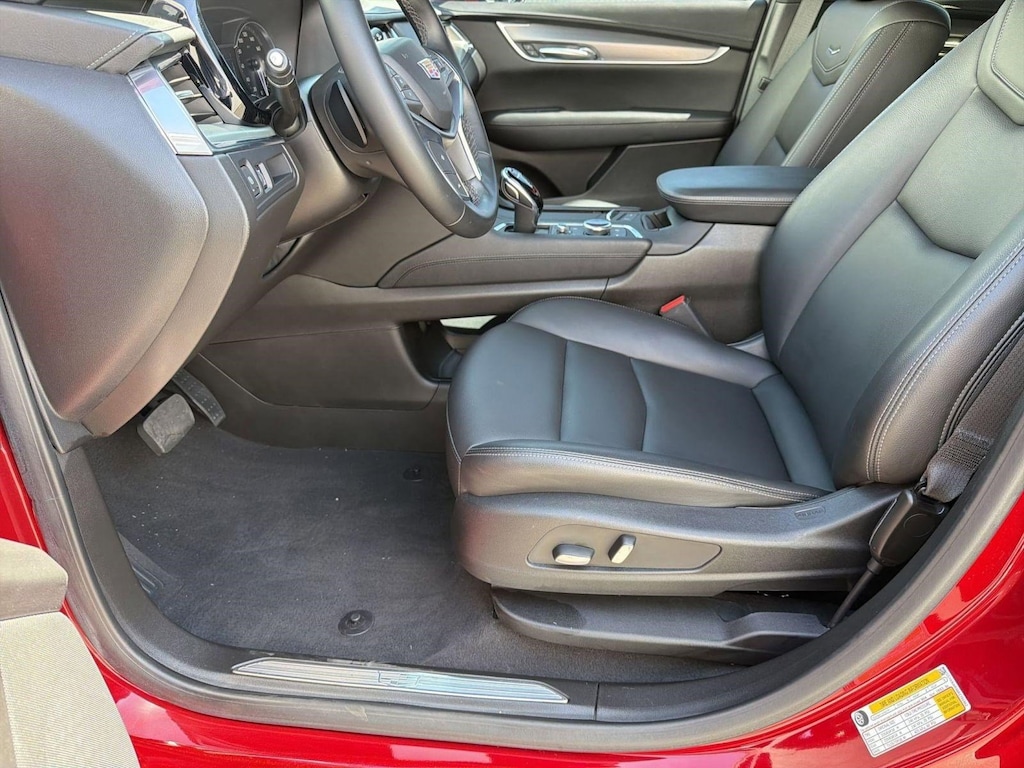 Certified 2024 CADILLAC XT5 Luxury SUV