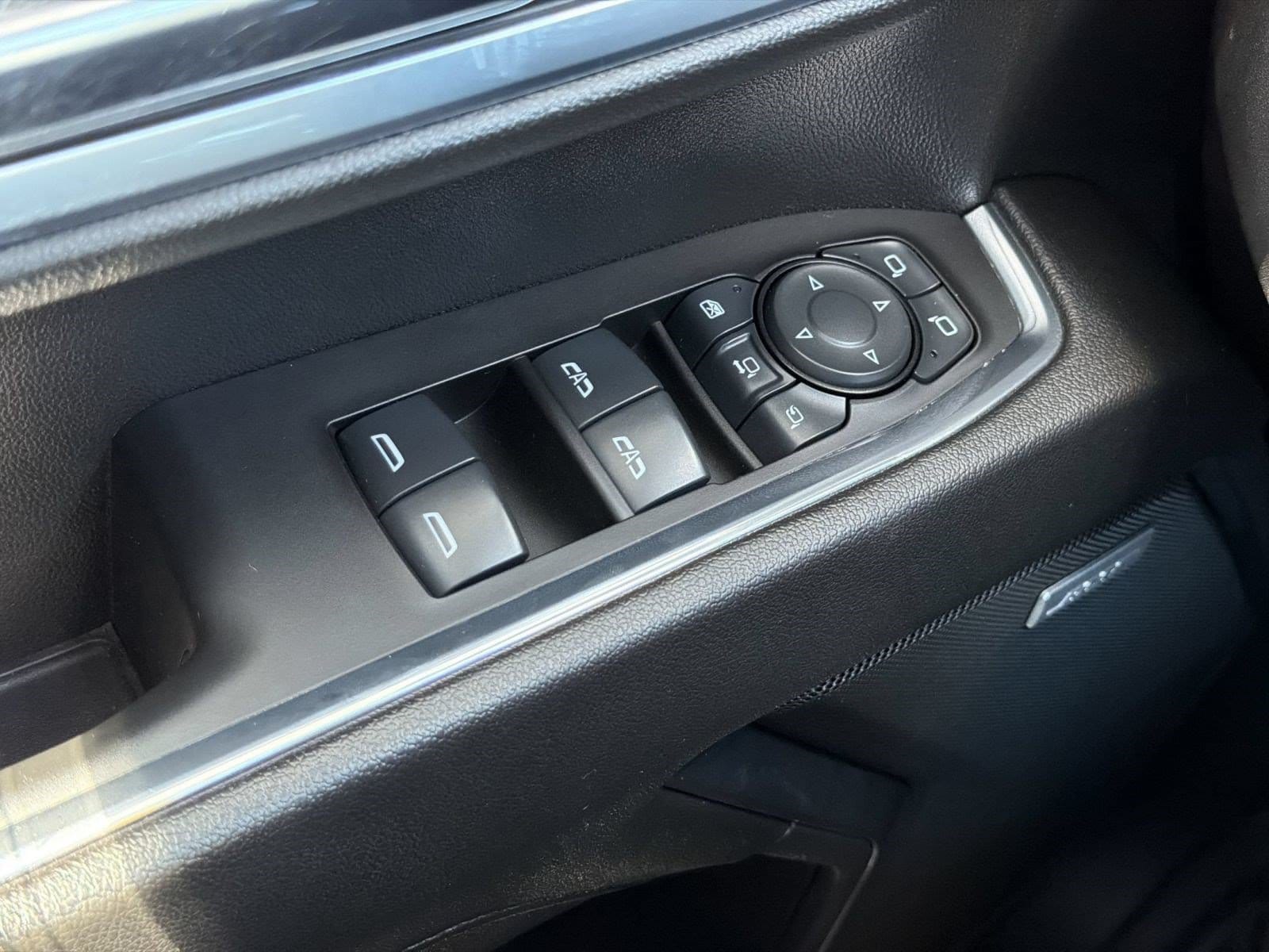 2024 Chevrolet Silverado 3500HD LTZ - Photo 13