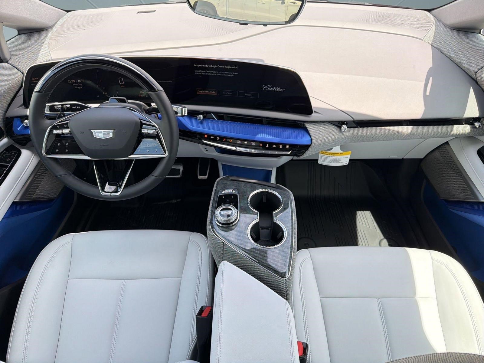 2026 Cadillac OPTIQ Sport - Photo 15