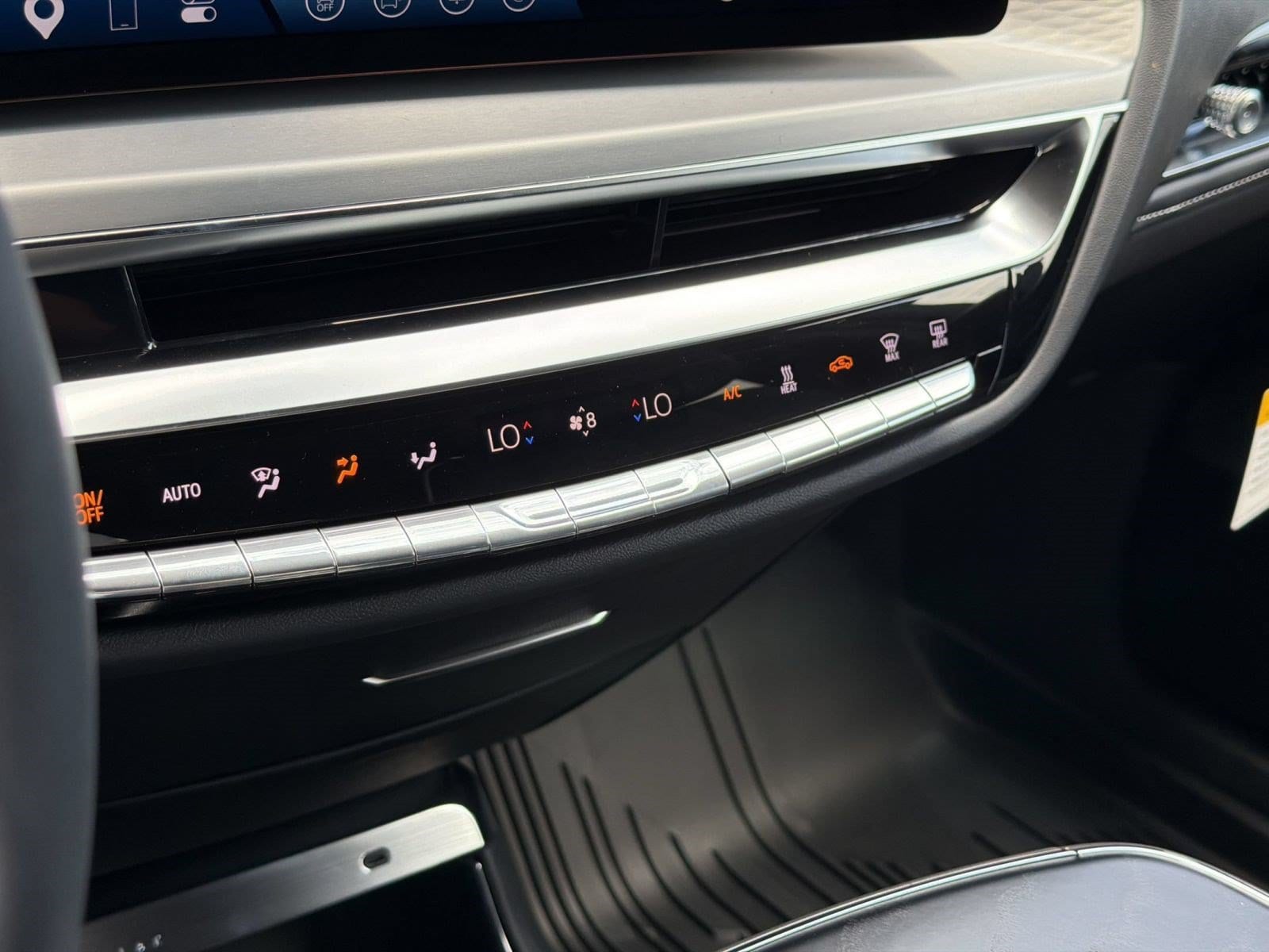 2027 Cadillac LYRIQ Signature Sport - Photo 16