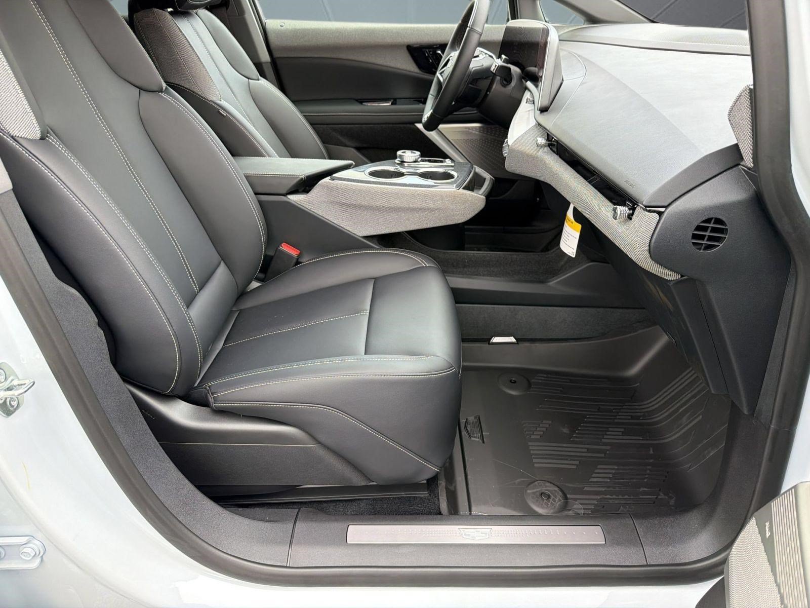 2026 Cadillac OPTIQ Sport - Photo 22