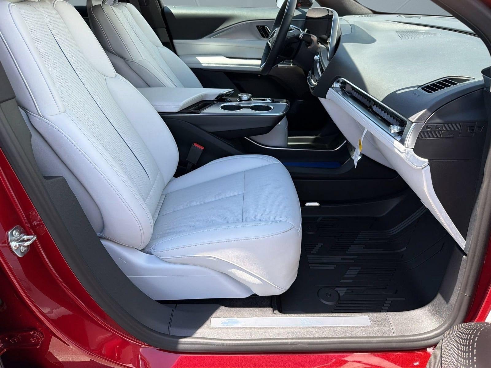 2027 Cadillac LYRIQ Sport - Photo 23