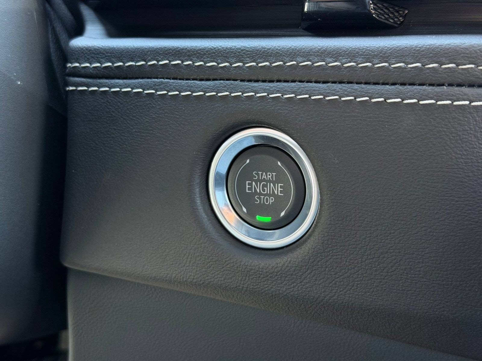 2026 Cadillac Escalade ESV Sport - Photo 17