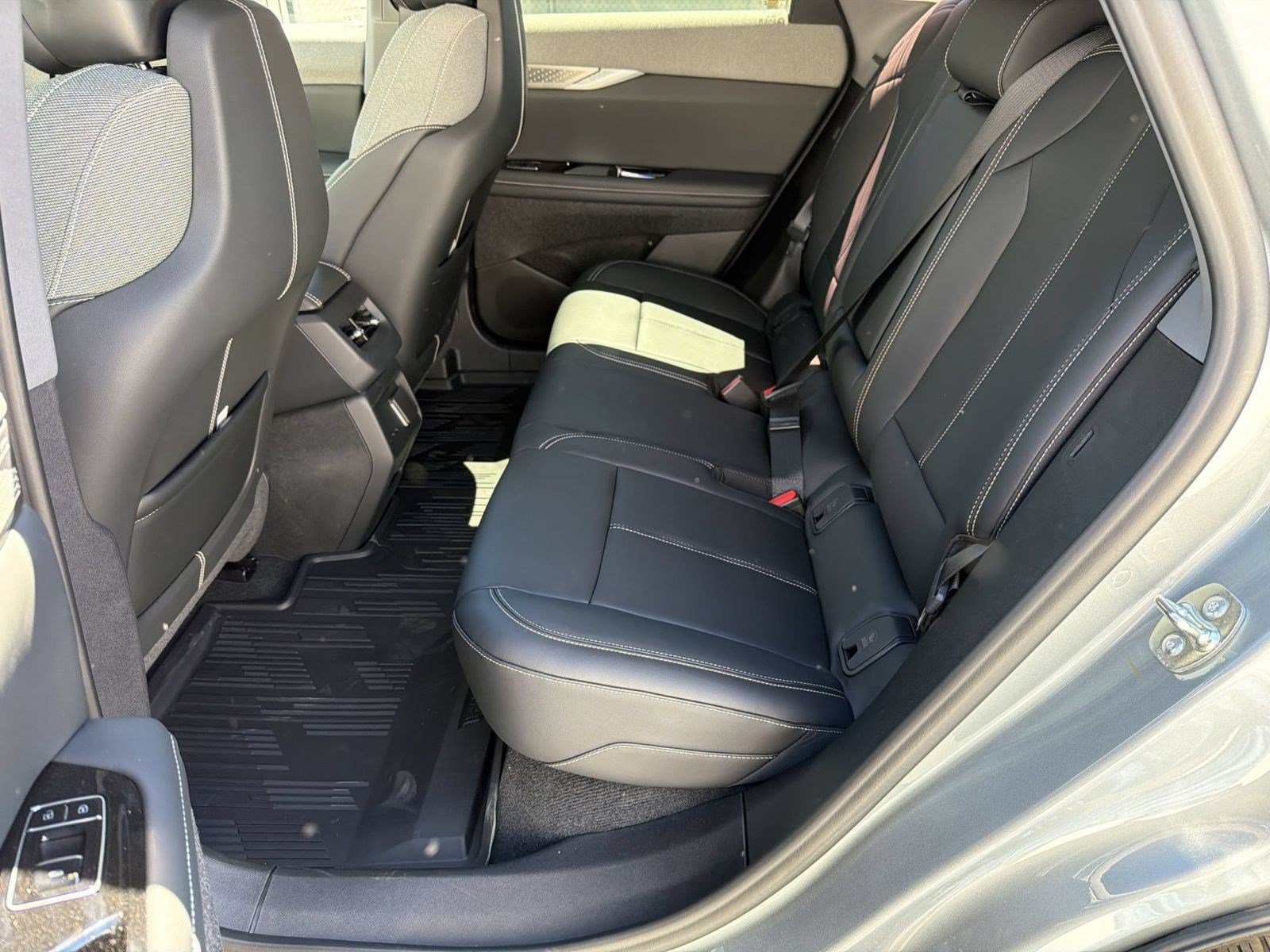 2026 Cadillac OPTIQ Luxury - Photo 20