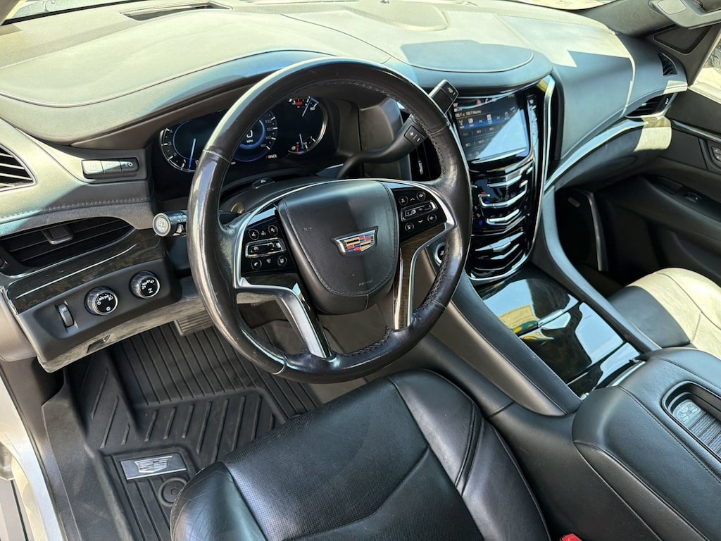 Used 2018 CADILLAC Escalade Platinum SUV
