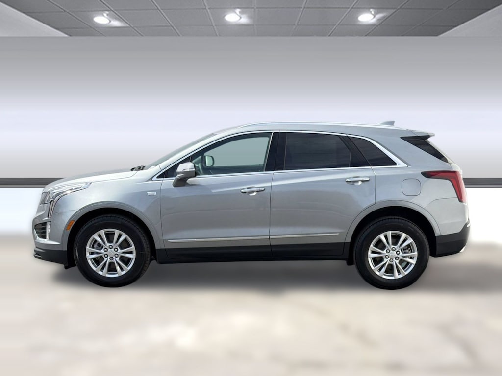 New 2026 CADILLAC XT5 Luxury SUV
