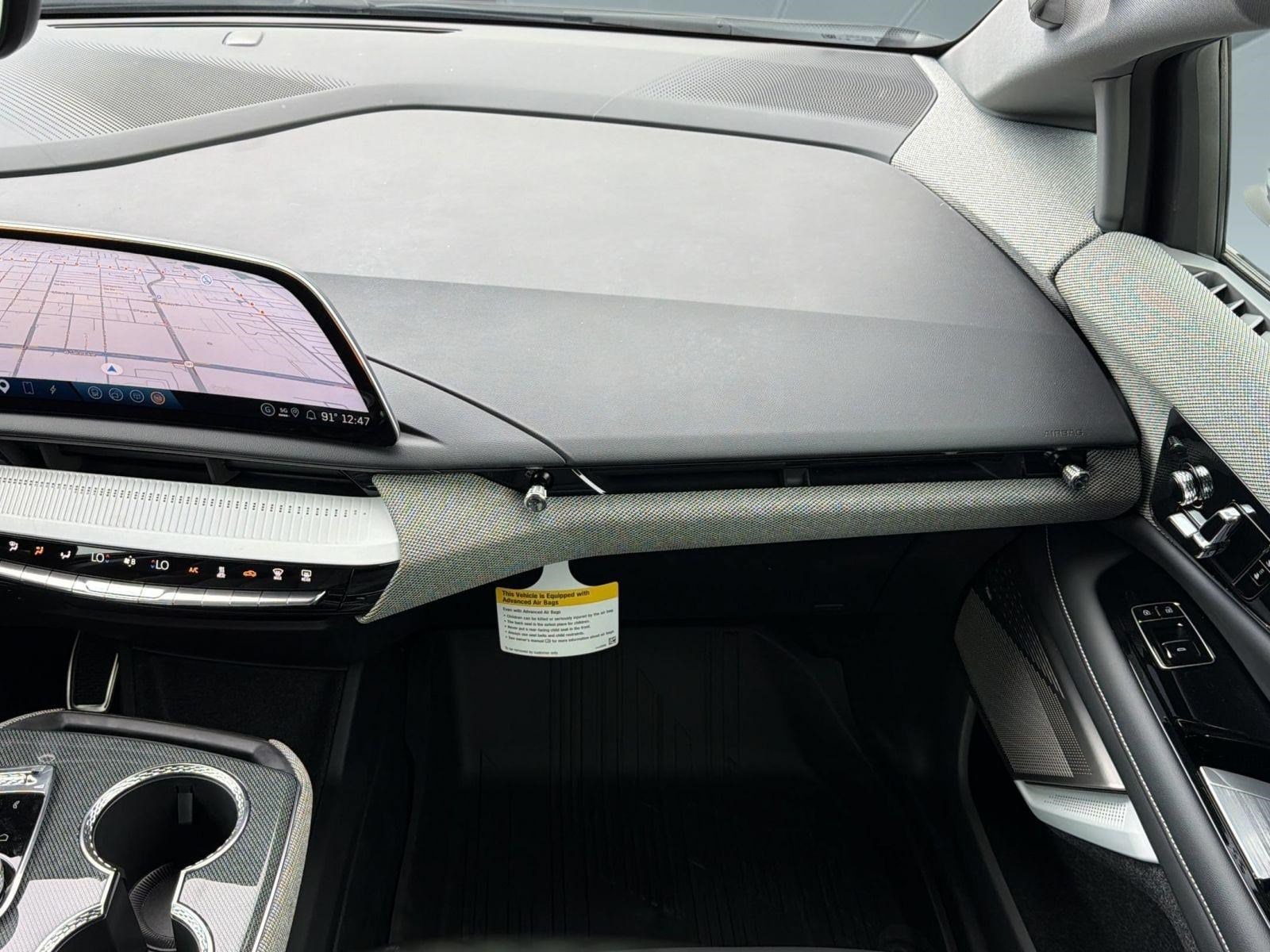 2026 Cadillac OPTIQ Sport - Photo 29