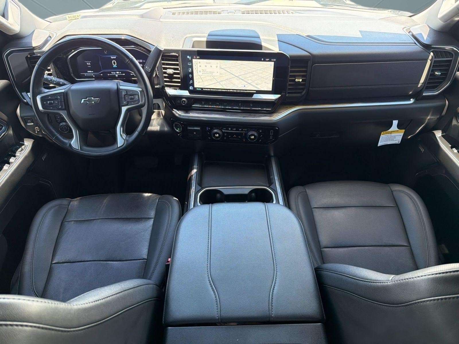 2024 Chevrolet Silverado 3500HD LTZ - Photo 15