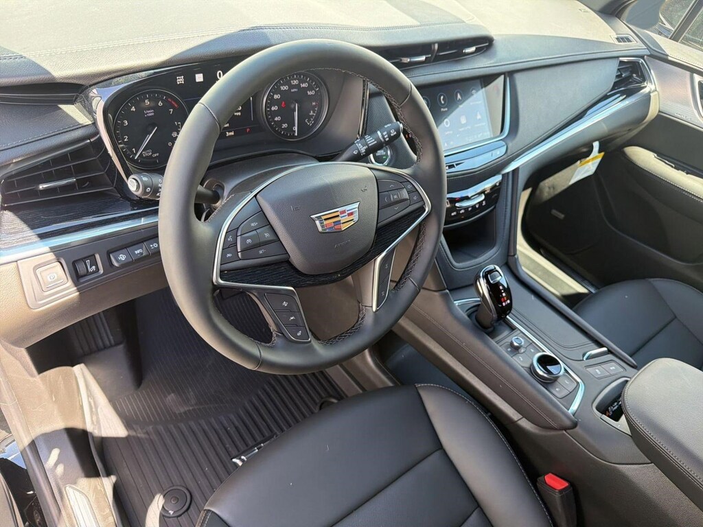 New 2026 CADILLAC XT5 Premium Luxury SUV