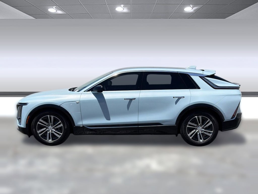 Certified 2024 CADILLAC LYRIQ Luxury 1 SUV