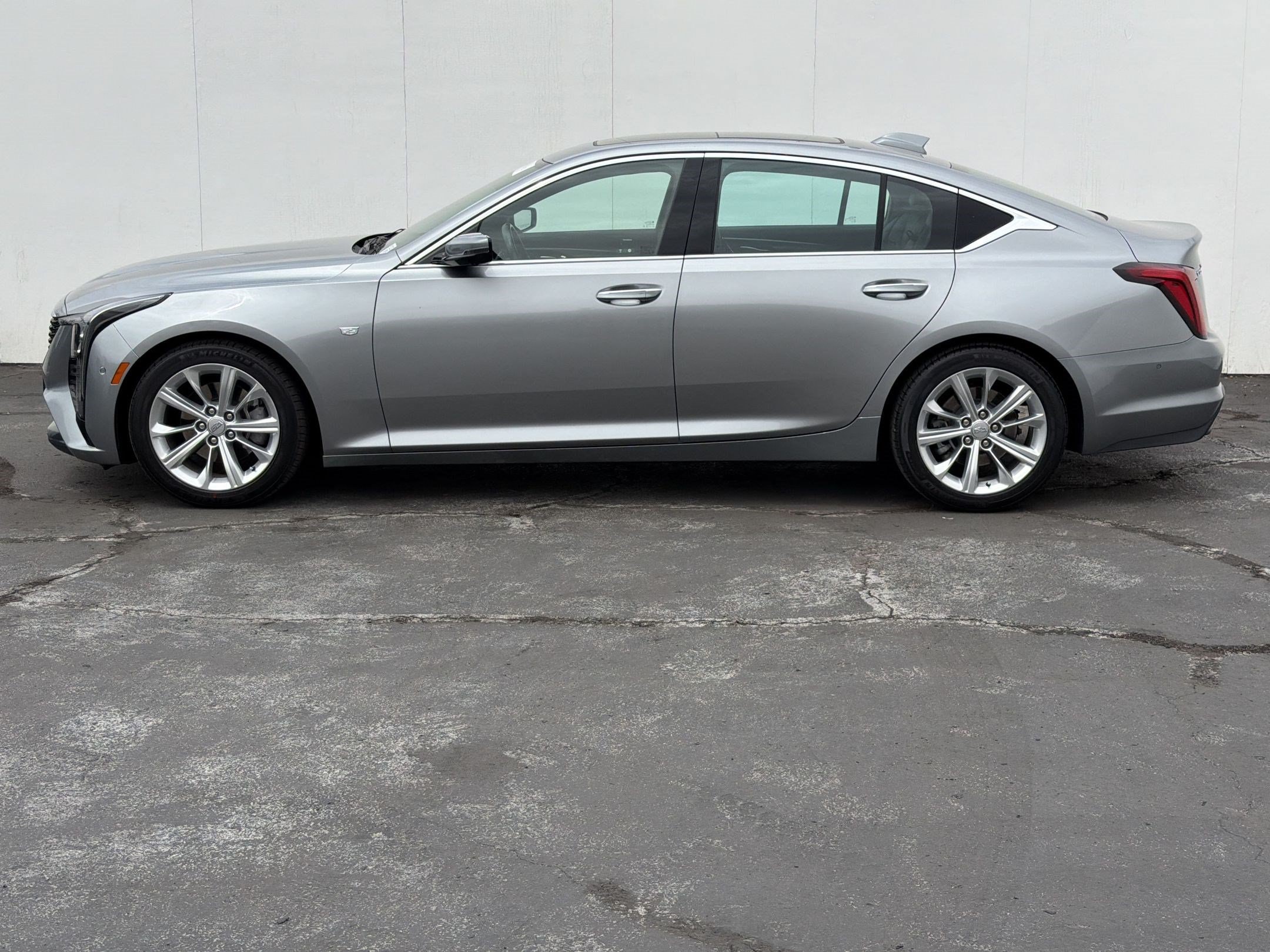 CT5 Premium Luxury Car