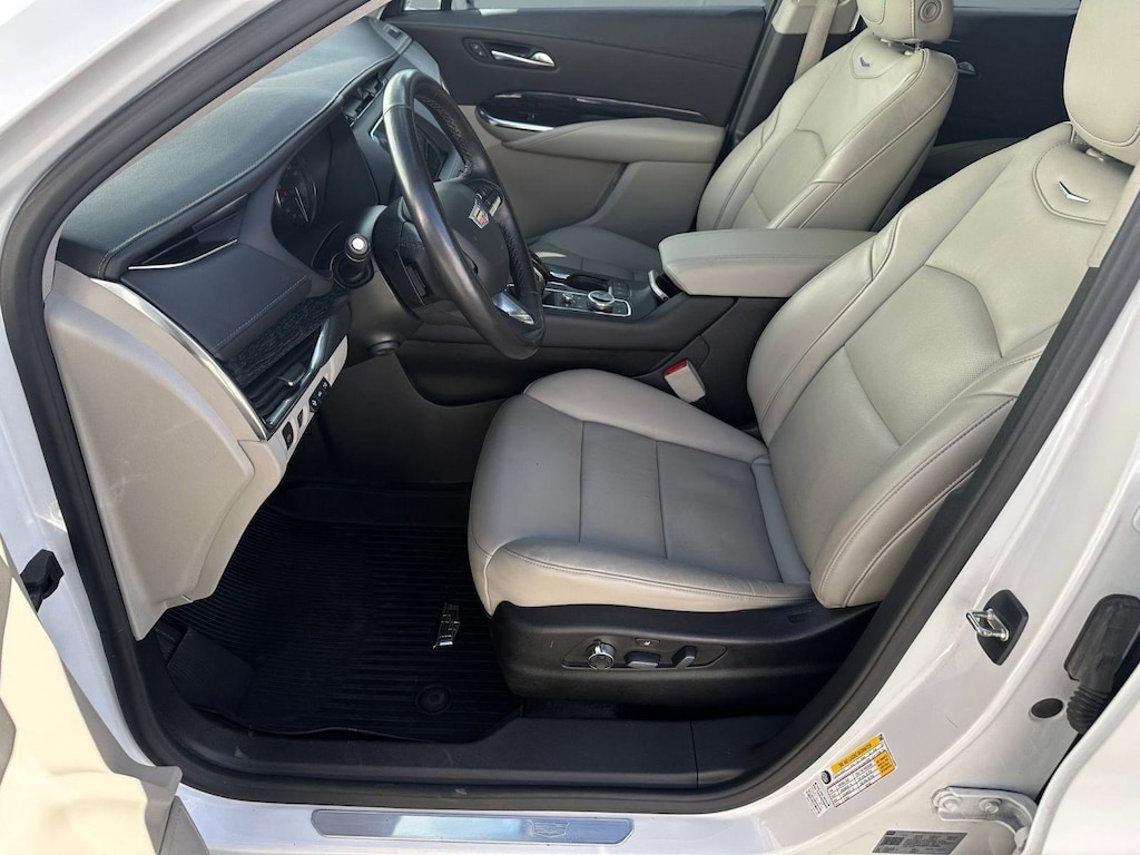 Used 2023 CADILLAC XT4 Premium Luxury SUV